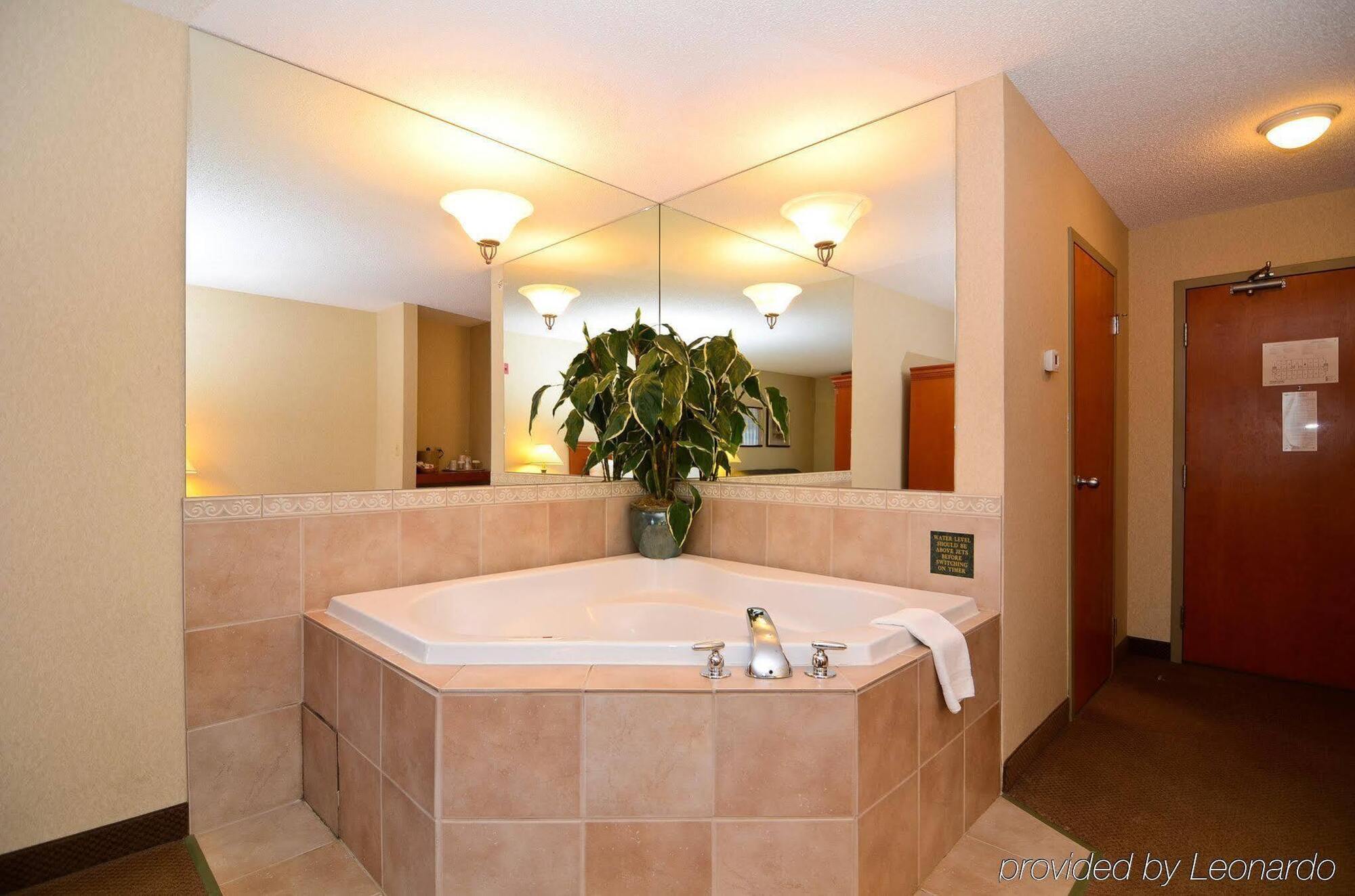 Best Western Plus Calgary Centre Inn Εξωτερικό φωτογραφία